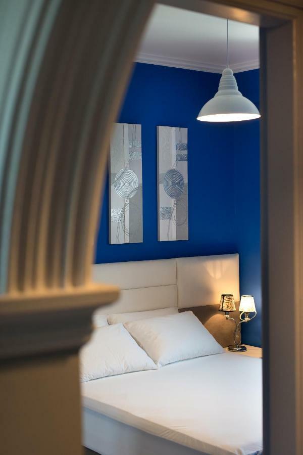 Corfu Design *