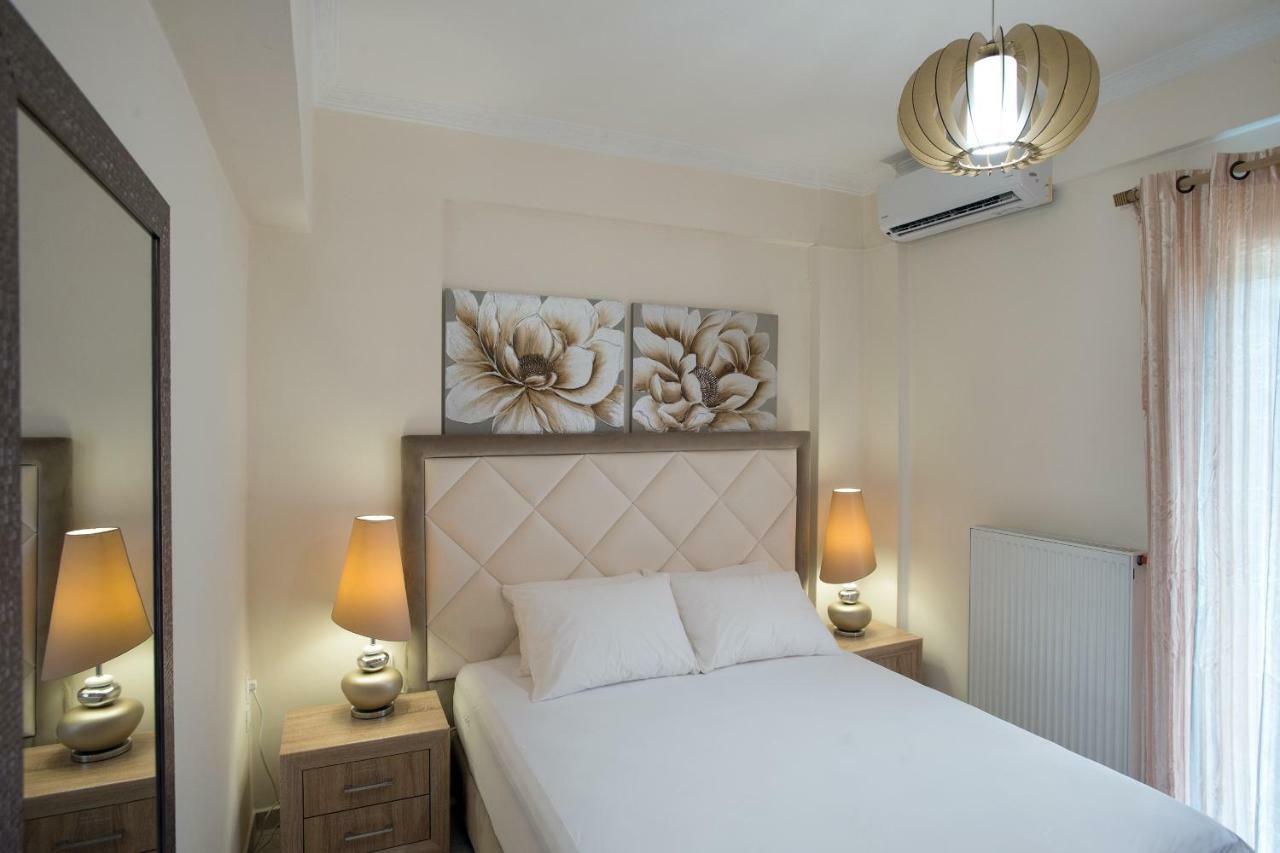 Corfu Design * Corfu (city)